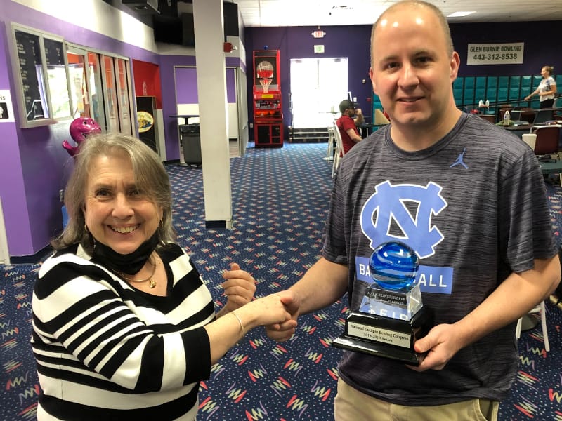 Mark Klingelhofer, 2018-2019 NDBC #1 Ranked Male Bowler, receiving his trophy